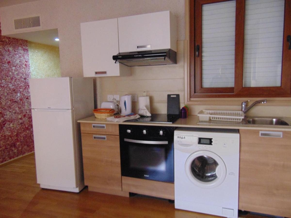 Ithaki Phinikoudes Apartment No. 207 Larnaca Rum bild