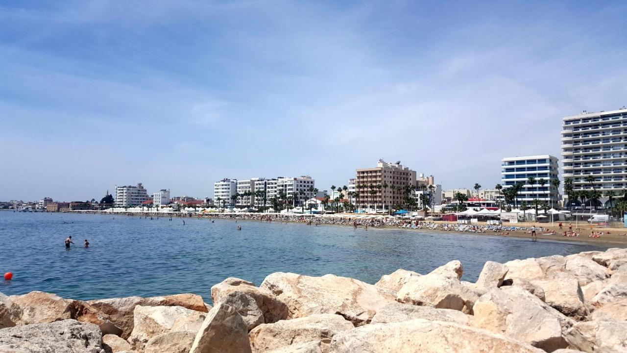 Ithaki Phinikoudes Apartment No. 207 Larnaca Exteriör bild