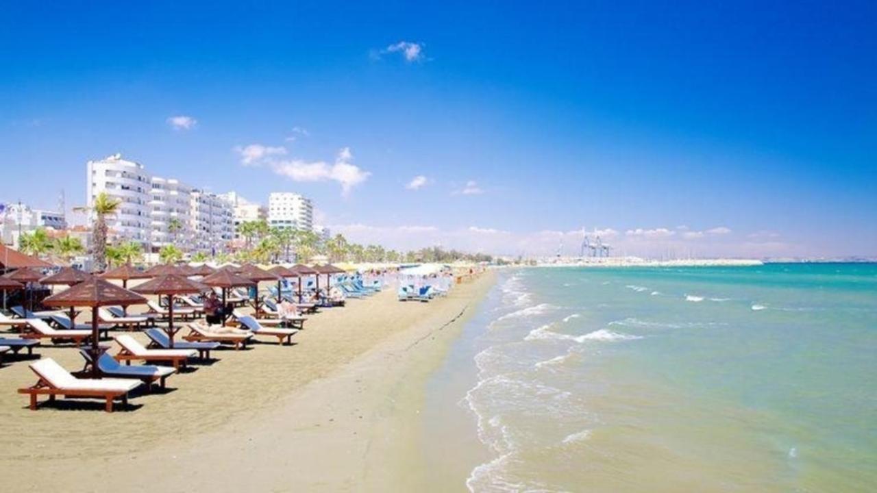 Ithaki Phinikoudes Apartment No. 207 Larnaca Exteriör bild