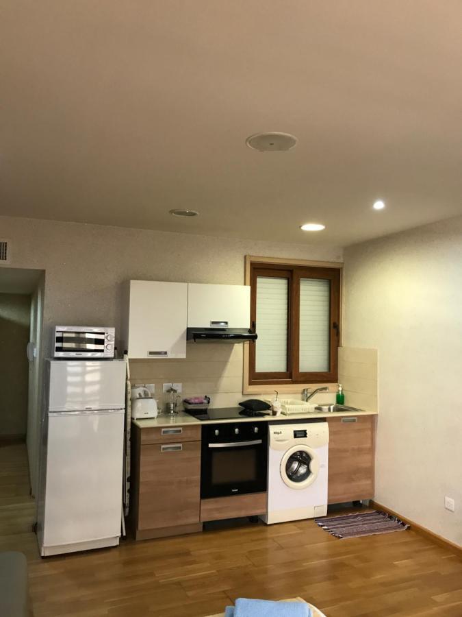 Ithaki Phinikoudes Apartment No. 207 Larnaca Exteriör bild
